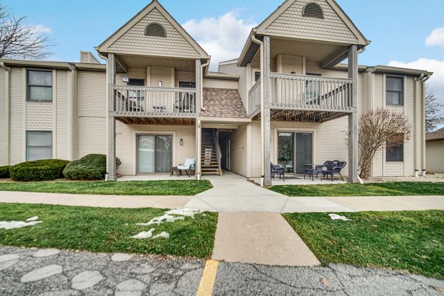 3603 Timberbridge Drive E, Valparaiso, IN 46383