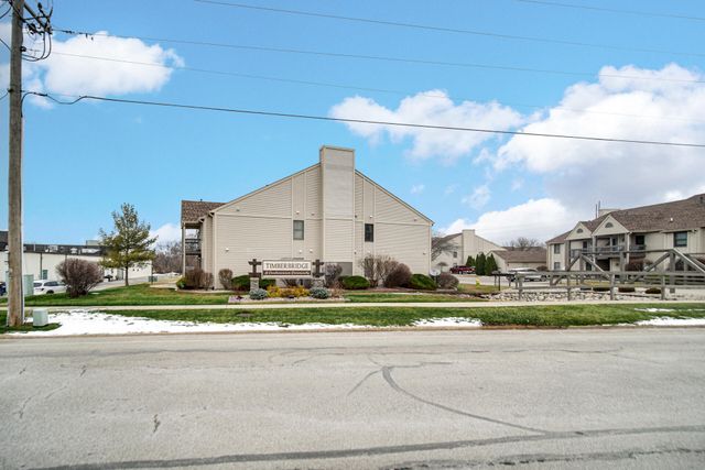 3603 Timberbridge Drive E, Valparaiso, IN 46383