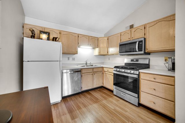 3603 Timberbridge Drive E, Valparaiso, IN 46383