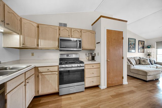 3603 Timberbridge Drive E, Valparaiso, IN 46383