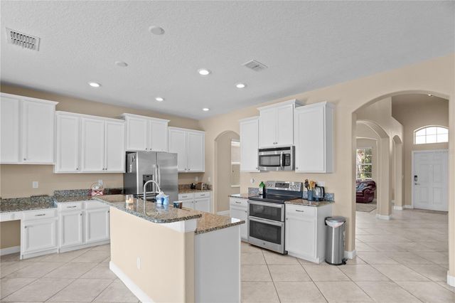 1586 THETFORD CIRCLE, Orlando, FL 32824