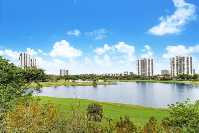 19900 E Country Club Dr 702, Aventura, FL 33180