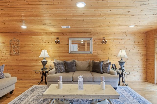 7206 Timberlane Dr, Fairview, TN 37062