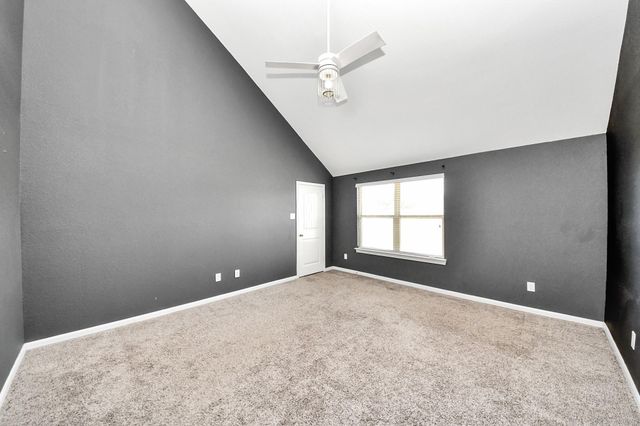 9726 Shimmering Lakes Drive, Rosharon, TX 77583