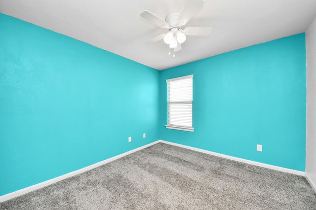 9726 Shimmering Lakes Drive, Rosharon, TX 77583