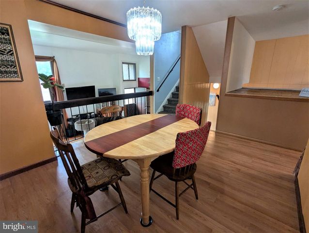 123 HOWSINGTON PL, East Windsor, NJ 08520