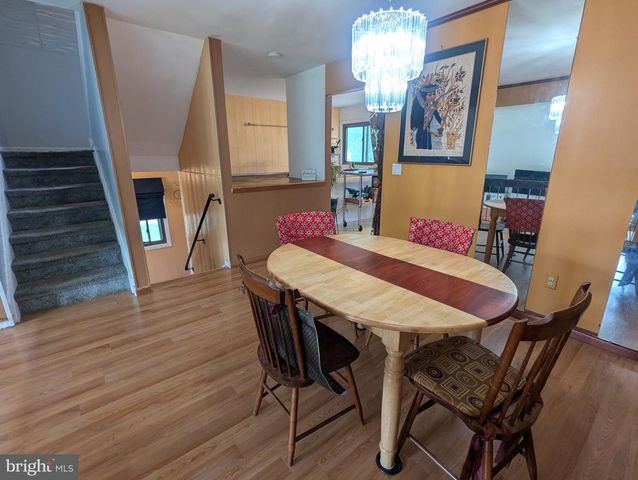 123 HOWSINGTON PL, East Windsor, NJ 08520