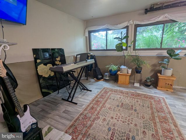123 HOWSINGTON PL, East Windsor, NJ 08520