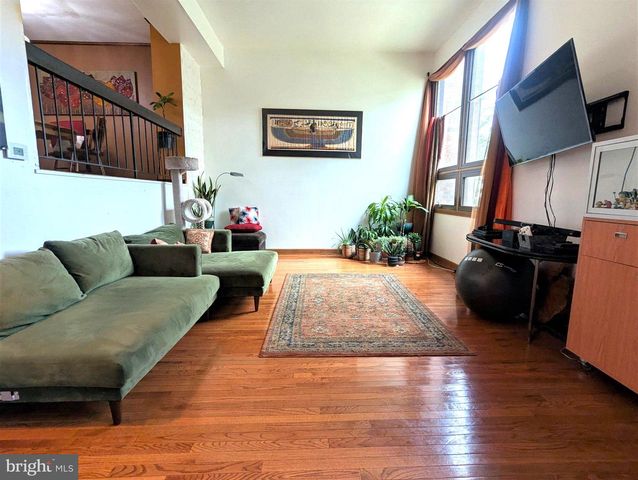 123 HOWSINGTON PL, East Windsor, NJ 08520
