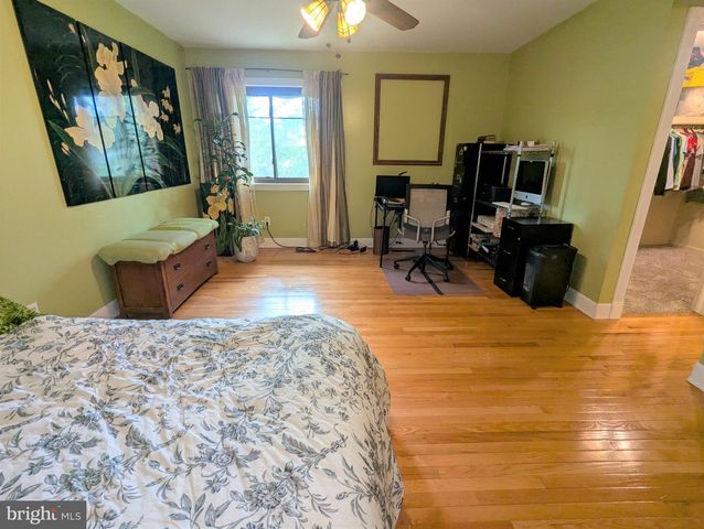 123 HOWSINGTON PL, East Windsor, NJ 08520
