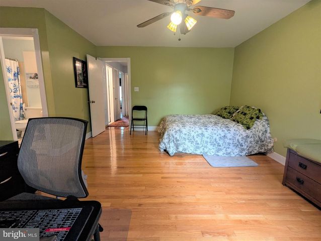123 HOWSINGTON PL, East Windsor, NJ 08520