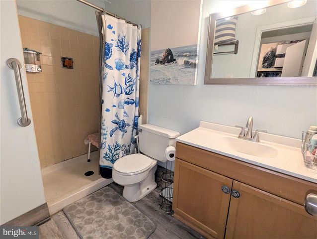 123 HOWSINGTON PL, East Windsor, NJ 08520