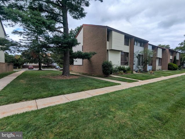 123 HOWSINGTON PL, East Windsor, NJ 08520