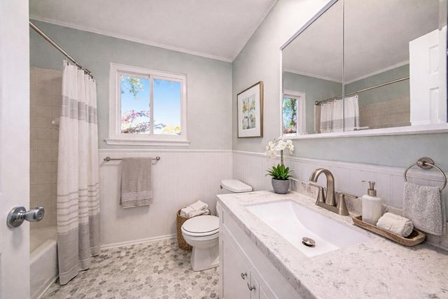 3342 Williamsburg st Road, Ann Arbor, MI 48108