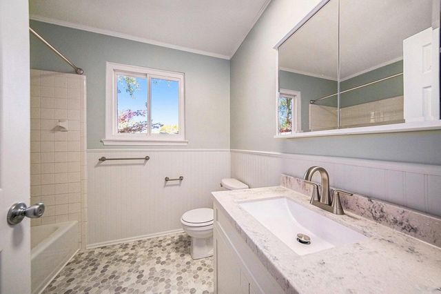 3342 Williamsburg st Road, Ann Arbor, MI 48108