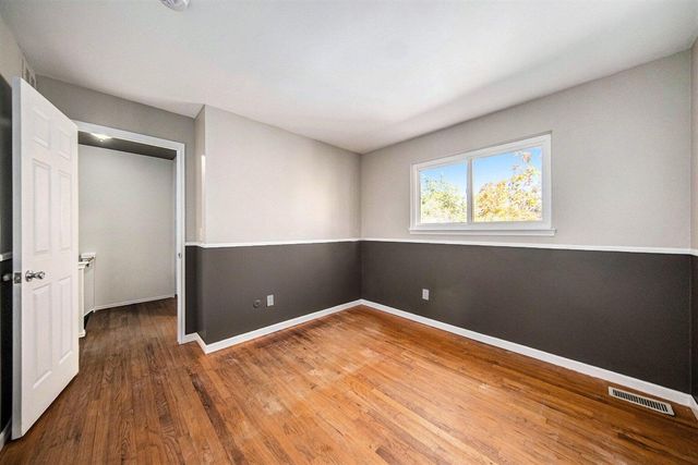 3342 Williamsburg st Road, Ann Arbor, MI 48108