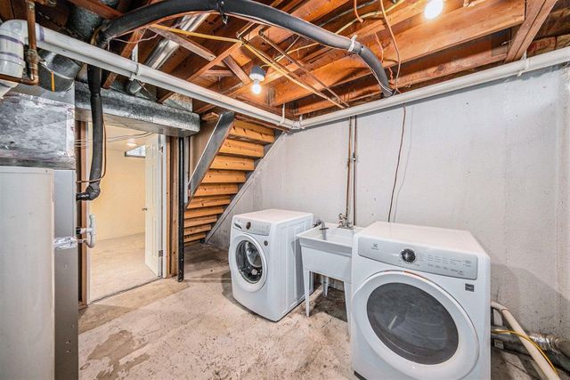 3342 Williamsburg st Road, Ann Arbor, MI 48108