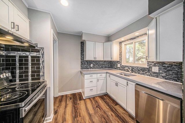 3342 Williamsburg st Road, Ann Arbor, MI 48108