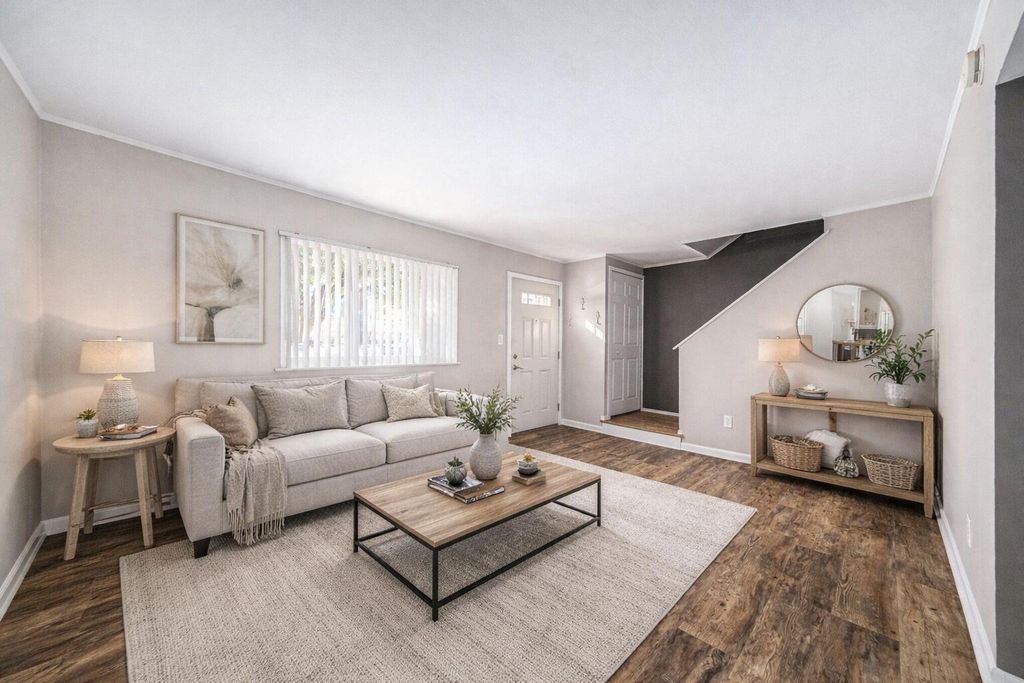 3342 Williamsburg st Road, Ann Arbor, MI 48108