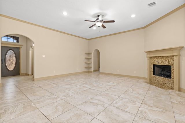 110 Abner Lane, Montgomery, TX 77356