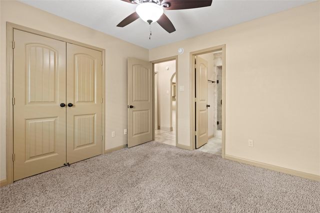 110 Abner Lane, Montgomery, TX 77356