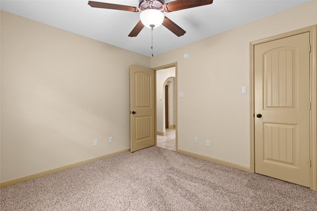 110 Abner Lane, Montgomery, TX 77356