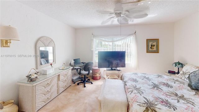 9681 Sunrise Lakes Blvd 201, Sunrise, FL 33322
