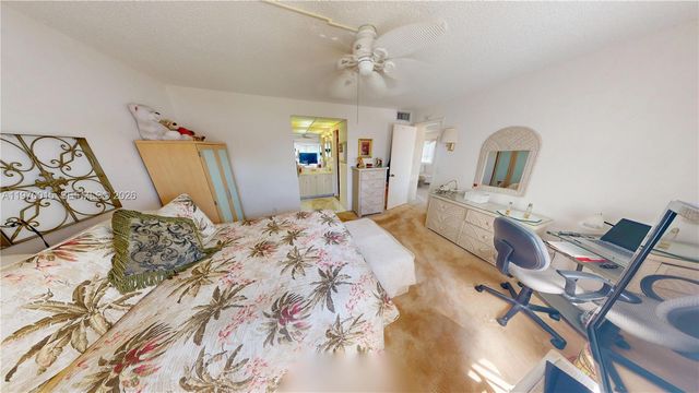 9681 Sunrise Lakes Blvd 201, Sunrise, FL 33322