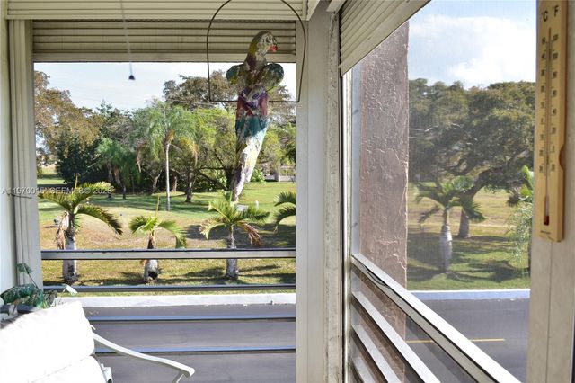 9681 Sunrise Lakes Blvd 201, Sunrise, FL 33322