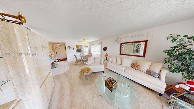 9681 Sunrise Lakes Blvd 201, Sunrise, FL 33322