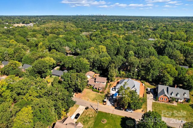 5500 Glen Forest Drive, Charlotte, NC 28226