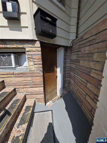 4527 Brown Street, Union City, NJ 07087