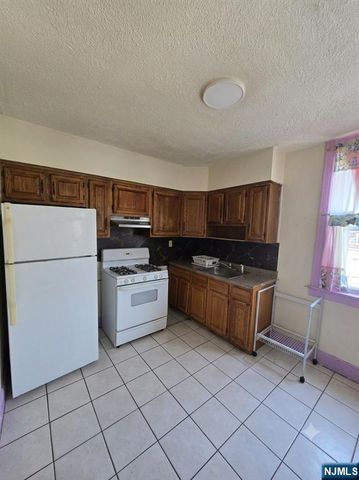 4527 Brown Street, Union City, NJ 07087