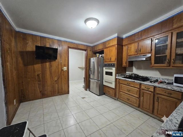 4527 Brown Street, Union City, NJ 07087
