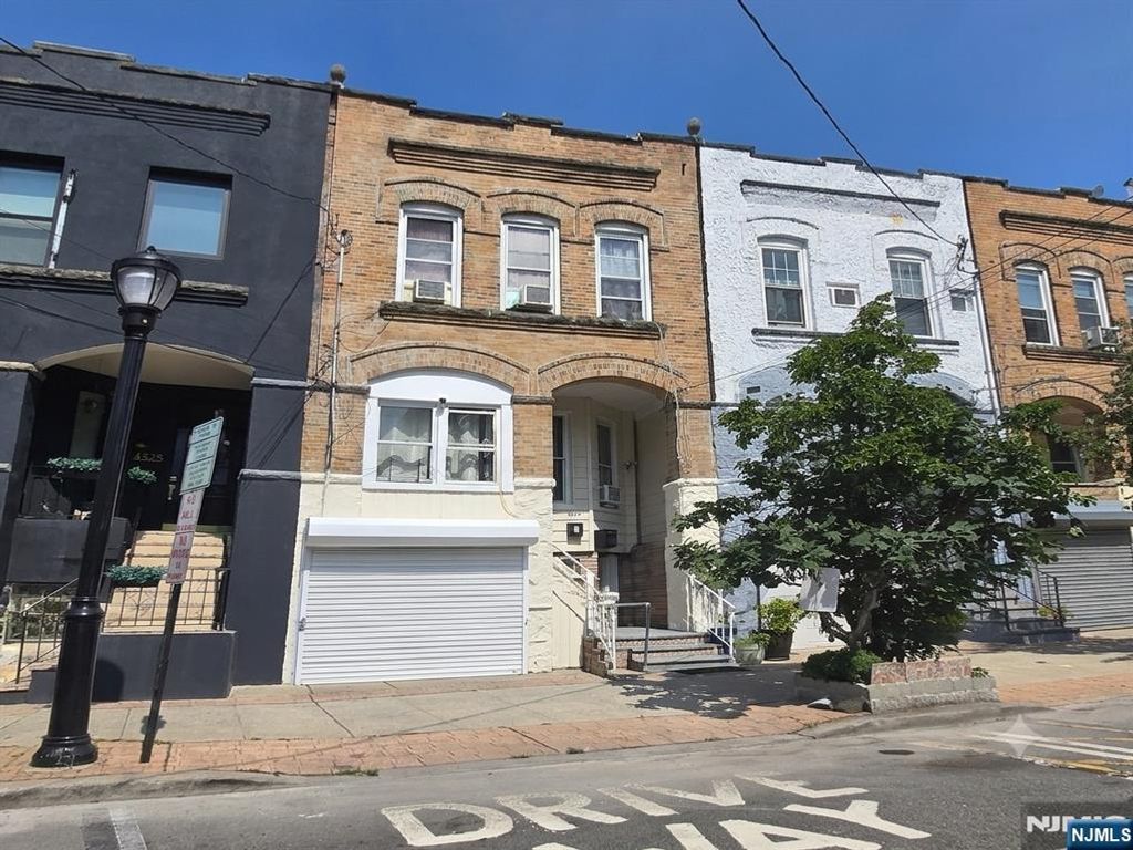 4527 Brown Street, Union City, NJ 07087