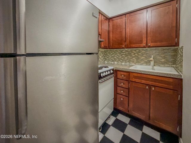 2960 REMINGTON Street 4, Jacksonville, FL 32205