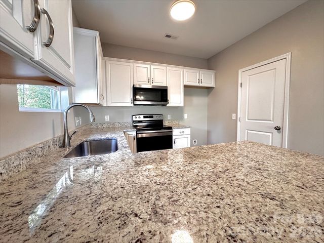 207 Freedom Drive, Albemarle, NC 28001