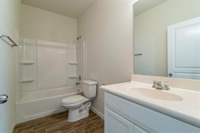 2722 Skyview Long Drive, Houston, TX 77047