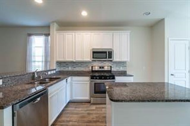 2722 Skyview Long Drive, Houston, TX 77047