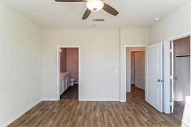 2722 Skyview Long Drive, Houston, TX 77047