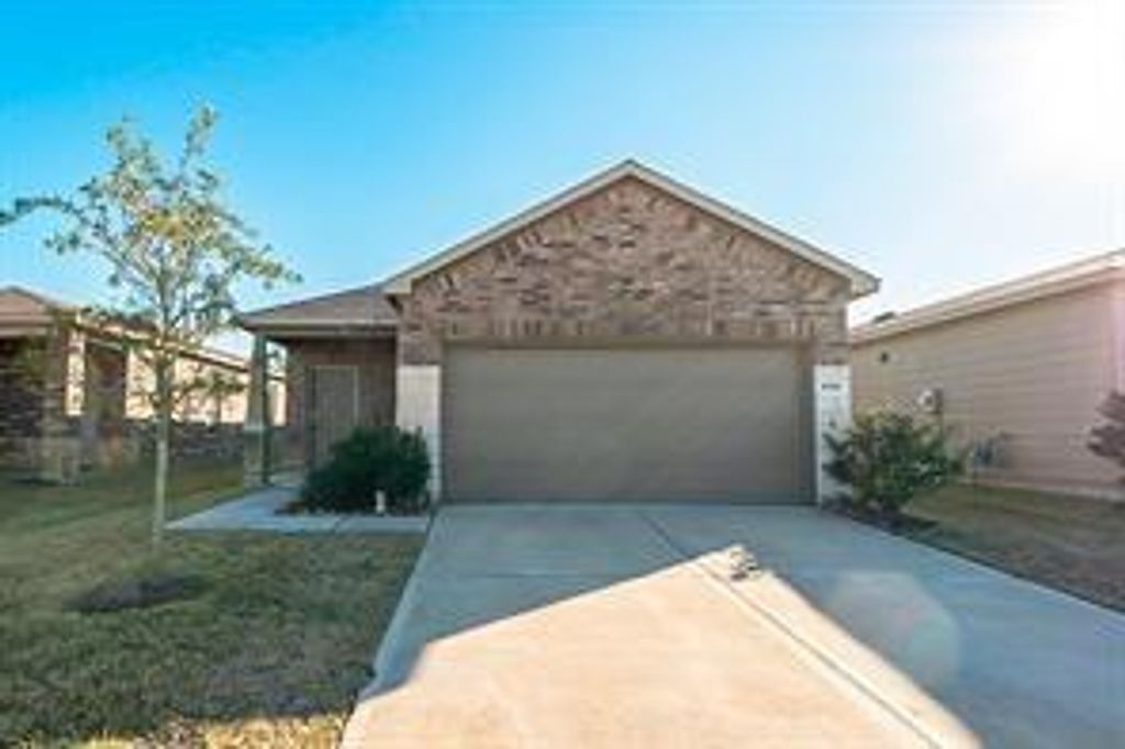 2722 Skyview Long Drive, Houston, TX 77047
