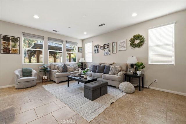 26935 Trestles, Canyon Country, CA 91351