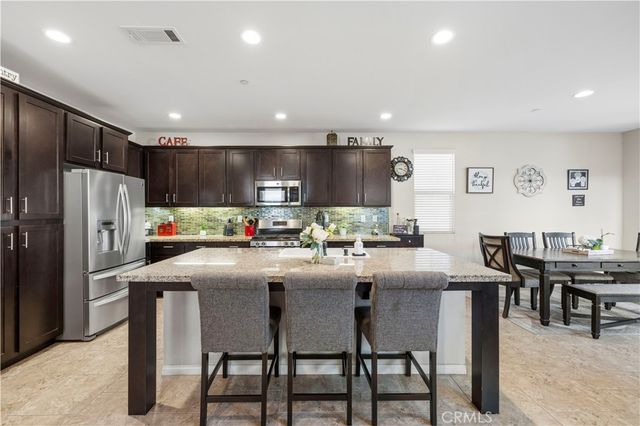 26935 Trestles, Canyon Country, CA 91351