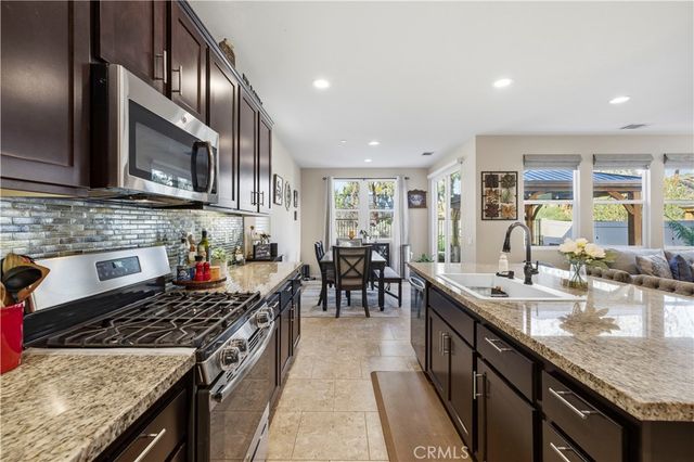 26935 Trestles, Canyon Country, CA 91351