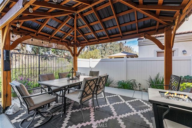 26935 Trestles, Canyon Country, CA 91351