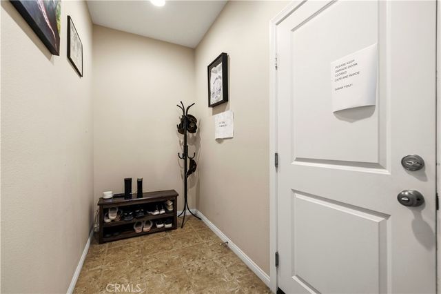 26935 Trestles, Canyon Country, CA 91351