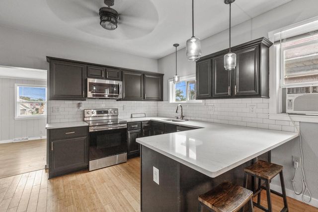 3252 S 14th STREET, Milwaukee, WI 53215
