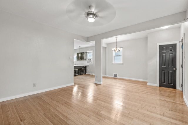 3252 S 14th STREET, Milwaukee, WI 53215