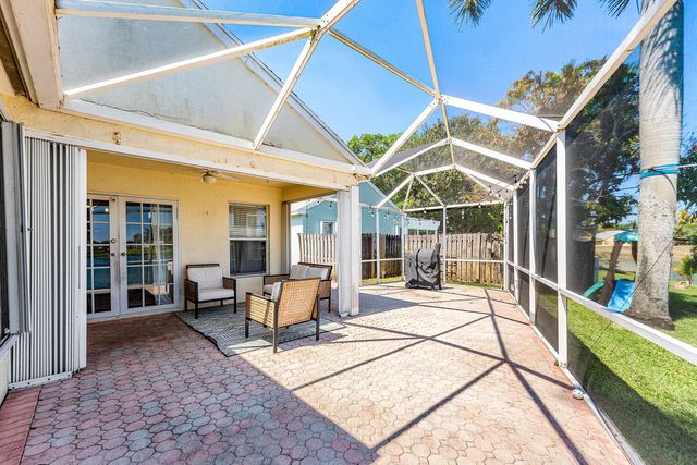 29 Swallow Drive, Boynton Beach, FL 33436