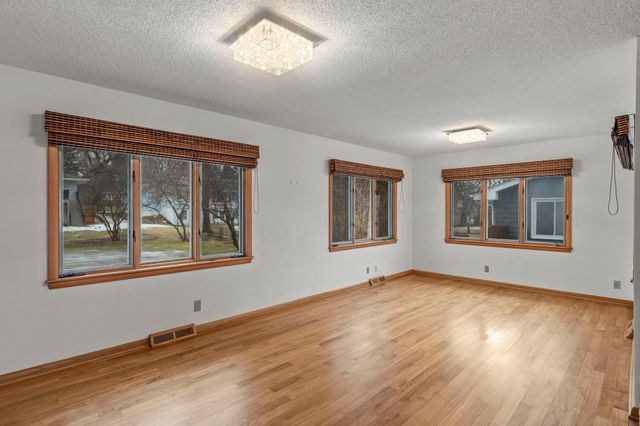 6704 Limerick Lane, Edina, MN 55439